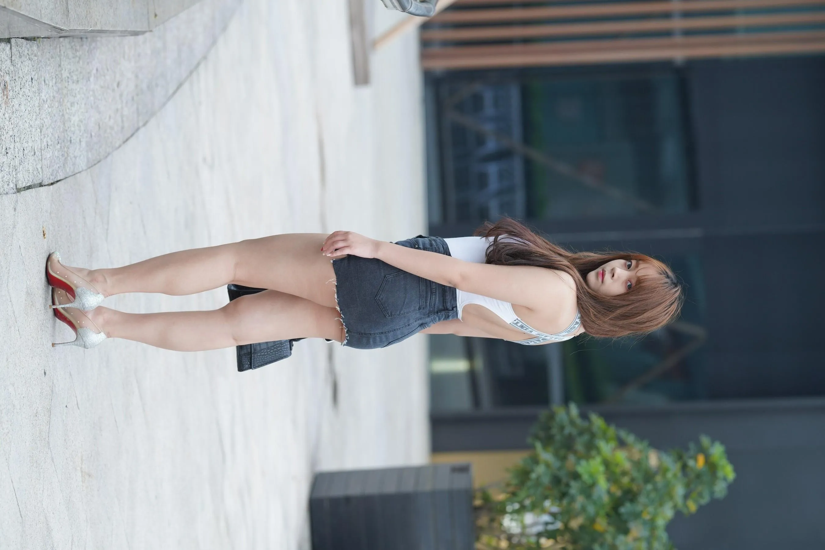 [魔镜街拍] NO.131 微胖的牛仔短裙美女 [505P]插图3